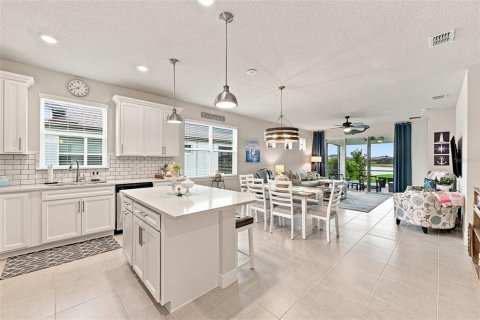 House in Parrish, Florida 2 bedrooms, 146.51 sq.m. № 2219860 - photo 16