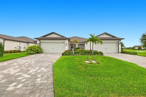 House in Parrish, Florida 2 bedrooms, 146.51 sq.m. № 2219860 - photo 5