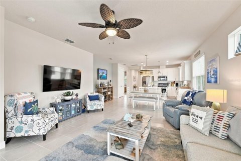 House in Parrish, Florida 2 bedrooms, 146.51 sq.m. № 2219860 - photo 11