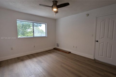 Снять в аренду кондоминиум в Майами, Флорида 1 спальня, 55.37м2, № 2032788 - фото 22