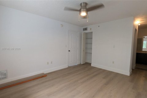 Снять в аренду кондоминиум в Майами, Флорида 1 спальня, 55.37м2, № 2032788 - фото 29