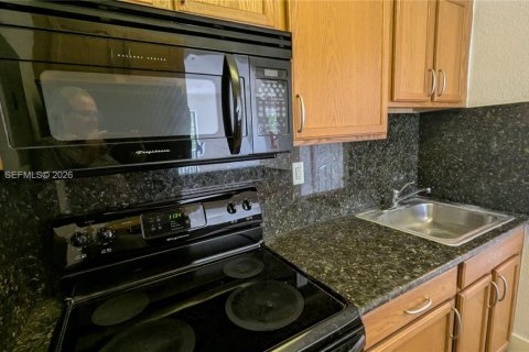 Снять в аренду кондоминиум в Майами, Флорида 1 спальня, 55.37м2, № 2032788 - фото 9