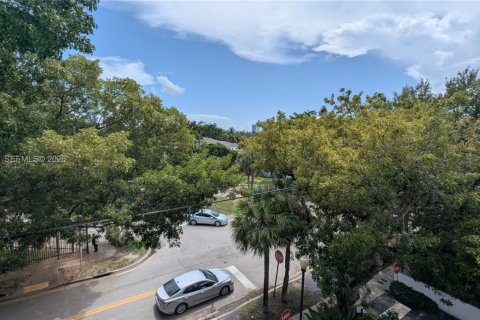 Снять в аренду кондоминиум в Майами, Флорида 1 спальня, 55.37м2, № 2032788 - фото 16