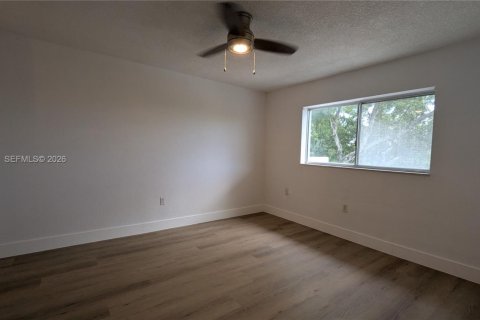 Снять в аренду кондоминиум в Майами, Флорида 1 спальня, 55.37м2, № 2032788 - фото 20