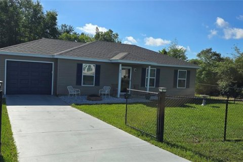 Villa ou maison à vendre à Ocala, Floride: 3 chambres, 94.2 m2 № 1786408 - photo 1