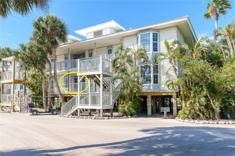 Condominio en Placida, Florida, 2 dormitorios  № 2099235
