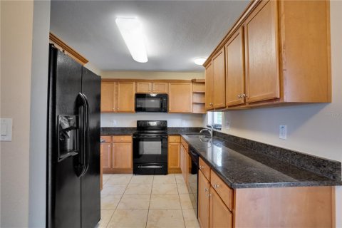 House in Seminole, Florida 3 bedrooms, 100.33 sq.m. № 2222802 - photo 9