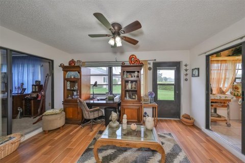 Condo in Sun City Center, Florida, 2 bedrooms  № 1765064 - photo 18