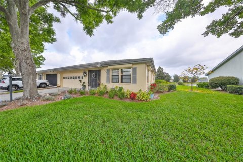 Condo in Sun City Center, Florida, 2 bedrooms  № 1765064 - photo 1