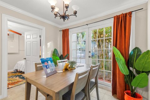 Immobilier commercial à vendre à West Palm Beach, Floride: 338.44 m2 № 2081719 - photo 6