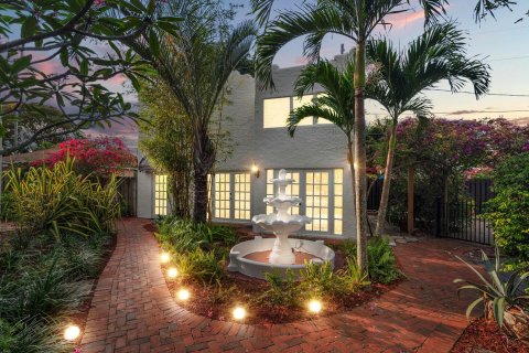 Immobilier commercial à West Palm Beach, Floride 338.44 m2 № 2081719