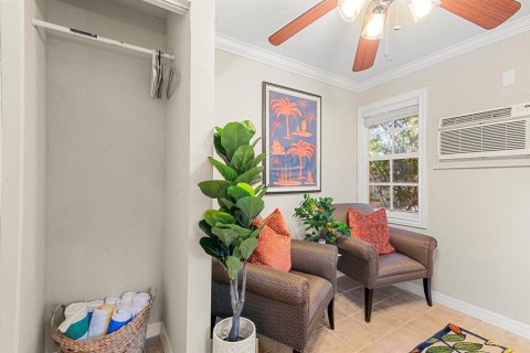 Immobilier commercial à vendre à West Palm Beach, Floride: 338.44 m2 № 2081719 - photo 13