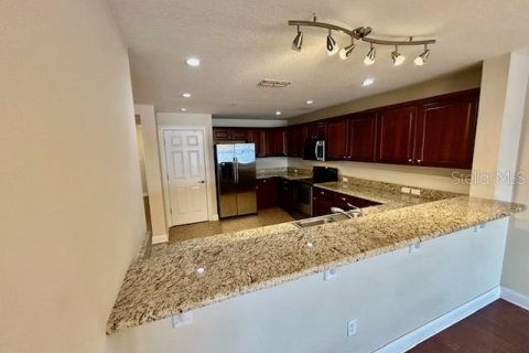 Condo in Sanford, Florida, 2 bedrooms № 2206036 - photo 8