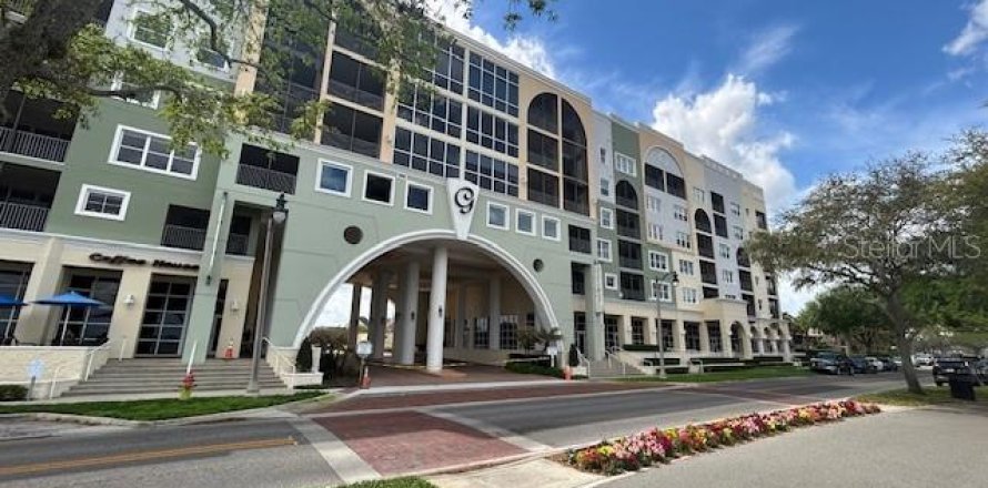 Condo in Sanford, Florida, 2 bedrooms № 2206036