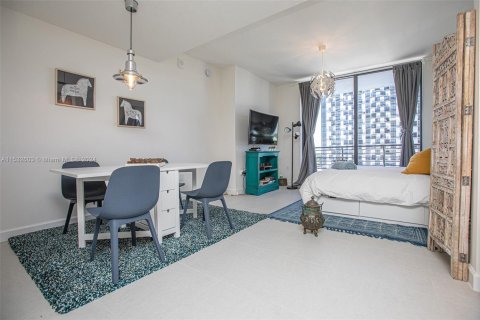 Снять в аренду кондоминиум в Дорал, Флорида 39.3м2, № 1979449 - фото 15