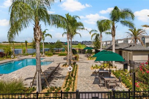 Townhouse in Apopka, Florida 4 bedrooms, 185.8 sq.m. № 1844427 - photo 14