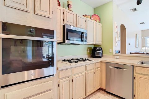 Купить виллу или дом в Уэсли-Чепел, Флорида 10 комнат, 206.89м2, № 1608837 - фото 18