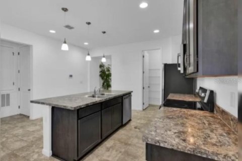 Villa ou maison à vendre à Winter Haven, Floride: 4 chambres, 188.96 m2 № 2349552 - photo 6