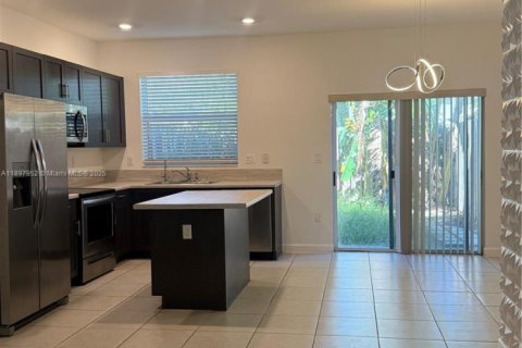 Touwnhouse à vendre à Homestead, Floride: 3 chambres, 143.53 m2 № 1949821 - photo 1