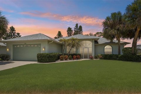 Casa en venta en North Port, Florida, 3 dormitorios, 170.75 m2 № 1676086 - foto 2