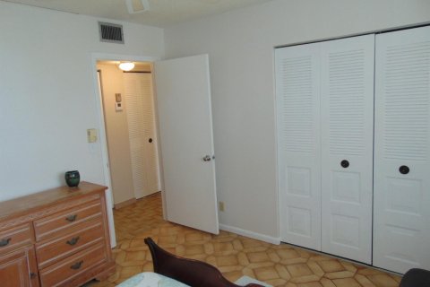 Condo in Margate, Florida, 2 bedrooms  № 2376449 - photo 26