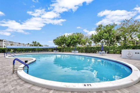 Condo in Margate, Florida, 2 bedrooms  № 2376449