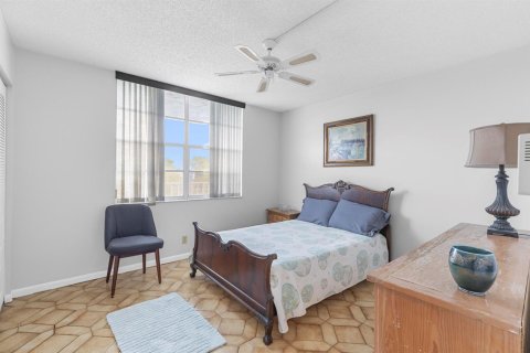 Condo in Margate, Florida, 2 bedrooms  № 2376449 - photo 4