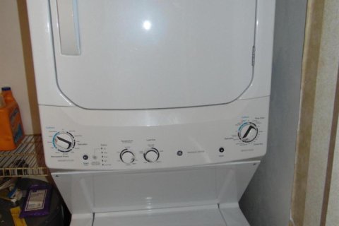 Condo in Margate, Florida, 2 bedrooms  № 2376449 - photo 2