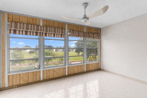 Condo in Margate, Florida, 2 bedrooms  № 2376449 - photo 16