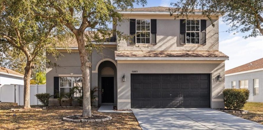 House in Brooksville, Florida 4 bedrooms, 189.43 sq.m. № 2203683