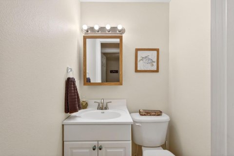 Condo in Stuart, Florida, 2 bedrooms  № 2183096 - photo 23