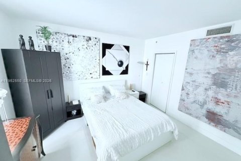 Condominio en venta en Miami, Florida, 2 dormitorios, 125.42 m2 № 2007669 - foto 7