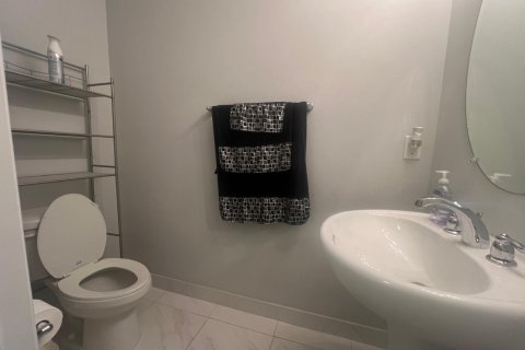 Купить таунхаус в Лейк-Уорт, Флорида 4 комнаты, 150.69м2, № 2084093 - фото 9