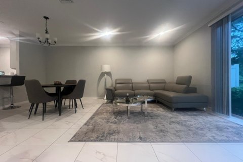 Купить таунхаус в Лейк-Уорт, Флорида 4 комнаты, 150.69м2, № 2084093 - фото 5
