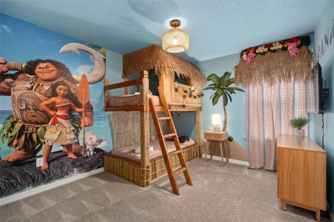 House in Davenport, Florida 10 bedrooms, 408.68 sq.m. № 2230010 - photo 23
