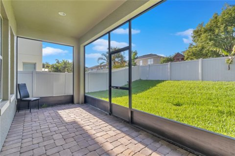 House in Winter Garden, Florida 4 bedrooms, 224.64 sq.m. № 2132102 - photo 23