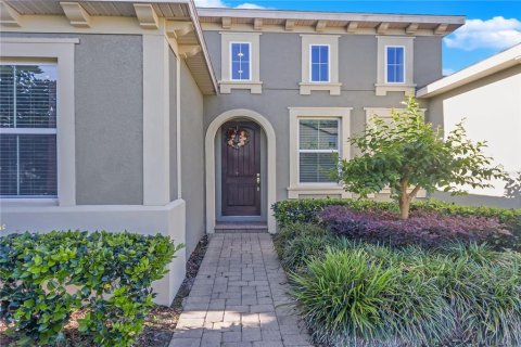 House in Winter Garden, Florida 4 bedrooms, 224.64 sq.m. № 2132102 - photo 2