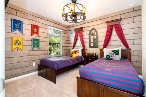 House in Davenport, Florida 6 bedrooms, 303.23 sq.m. № 2233246 - photo 23