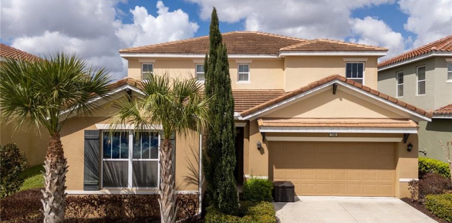 House in Davenport, Florida 6 bedrooms, 303.23 sq.m. № 2233246