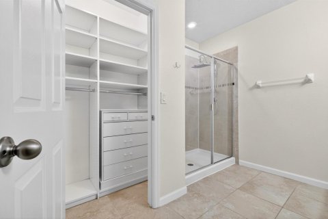 Casa en venta en Port St. Lucie, Florida, 3 dormitorios, 157 m2 № 2084475 - foto 15