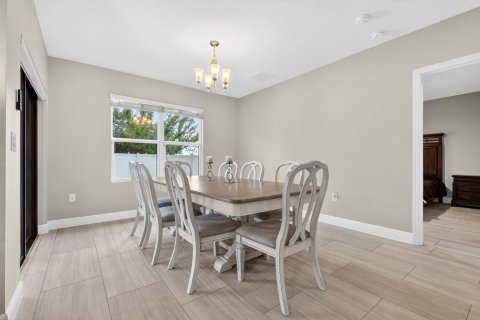 Casa en venta en Port St. Lucie, Florida, 3 dormitorios, 157 m2 № 2084475 - foto 12