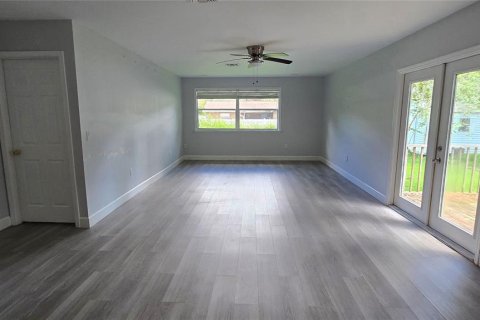 Casa en venta en Edgewater, Florida, 4 dormitorios, 199.37 m2 № 2384123 - foto 14