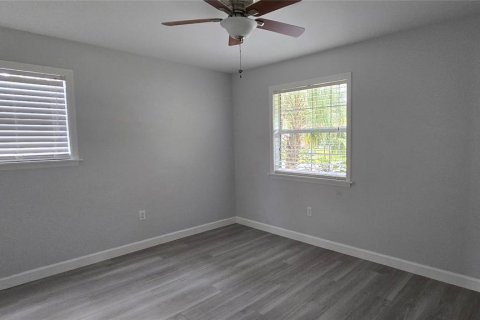 Casa en venta en Edgewater, Florida, 4 dormitorios, 199.37 m2 № 2384123 - foto 27
