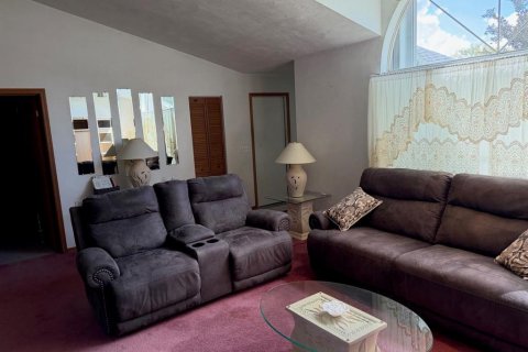 Villa ou maison à vendre à Edgewater, Floride: 3 chambres, 152.36 m2 № 2402851 - photo 5
