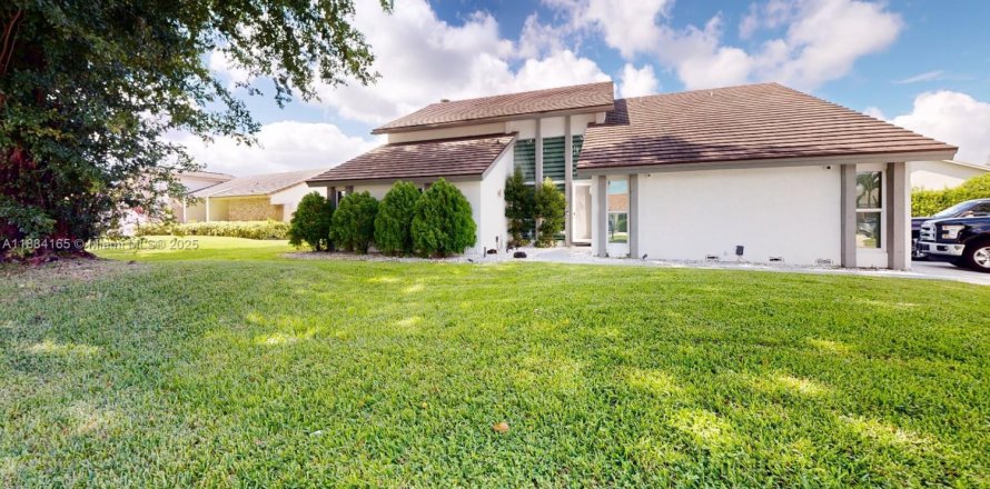 Villa ou maison à Plantation, Floride 4 chambres, 273.69 m2 № 1946487