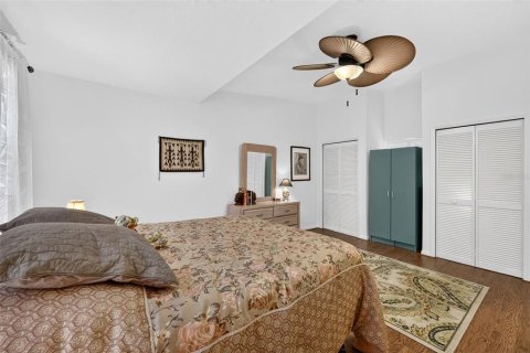 House in Punta Gorda, Florida 3 bedrooms, 239.87 sq.m. № 2238816 - photo 17