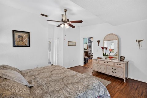 House in Punta Gorda, Florida 3 bedrooms, 239.87 sq.m. № 2238816 - photo 12