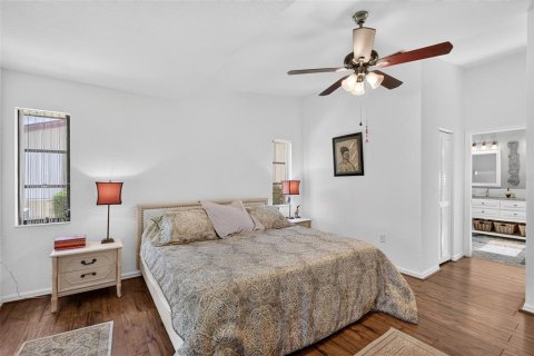 House in Punta Gorda, Florida 3 bedrooms, 239.87 sq.m. № 2238816 - photo 11