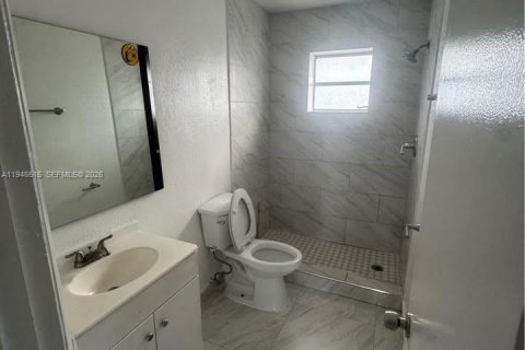 Apartment in Hollywood, Florida 2 bedrooms, 83.61 sq.m. № 2002802 - photo 6