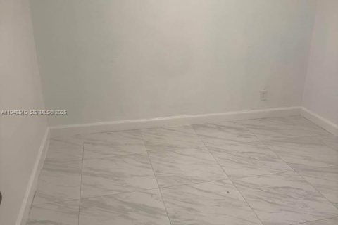 Apartment in Hollywood, Florida 2 bedrooms, 83.61 sq.m. № 2002802 - photo 4